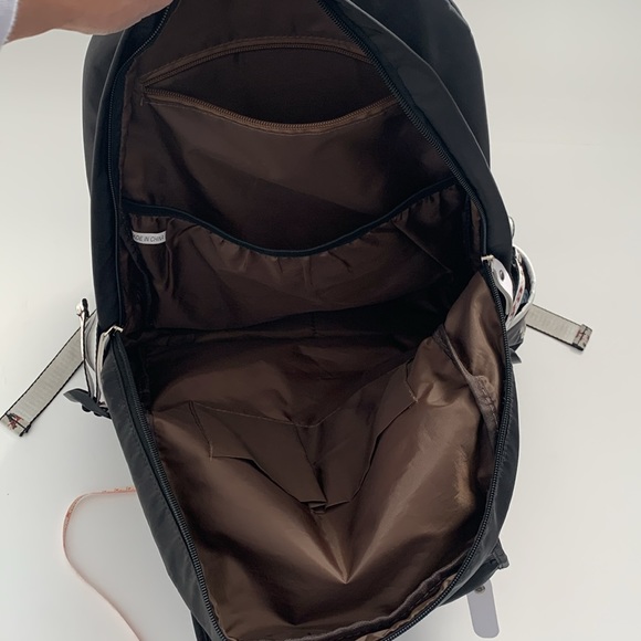 GIRLS BLACK BACKPACK BY ARYA - Picture 8 of 11